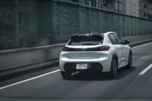 Peugeot 208 GT Line 2020 года  (JP)